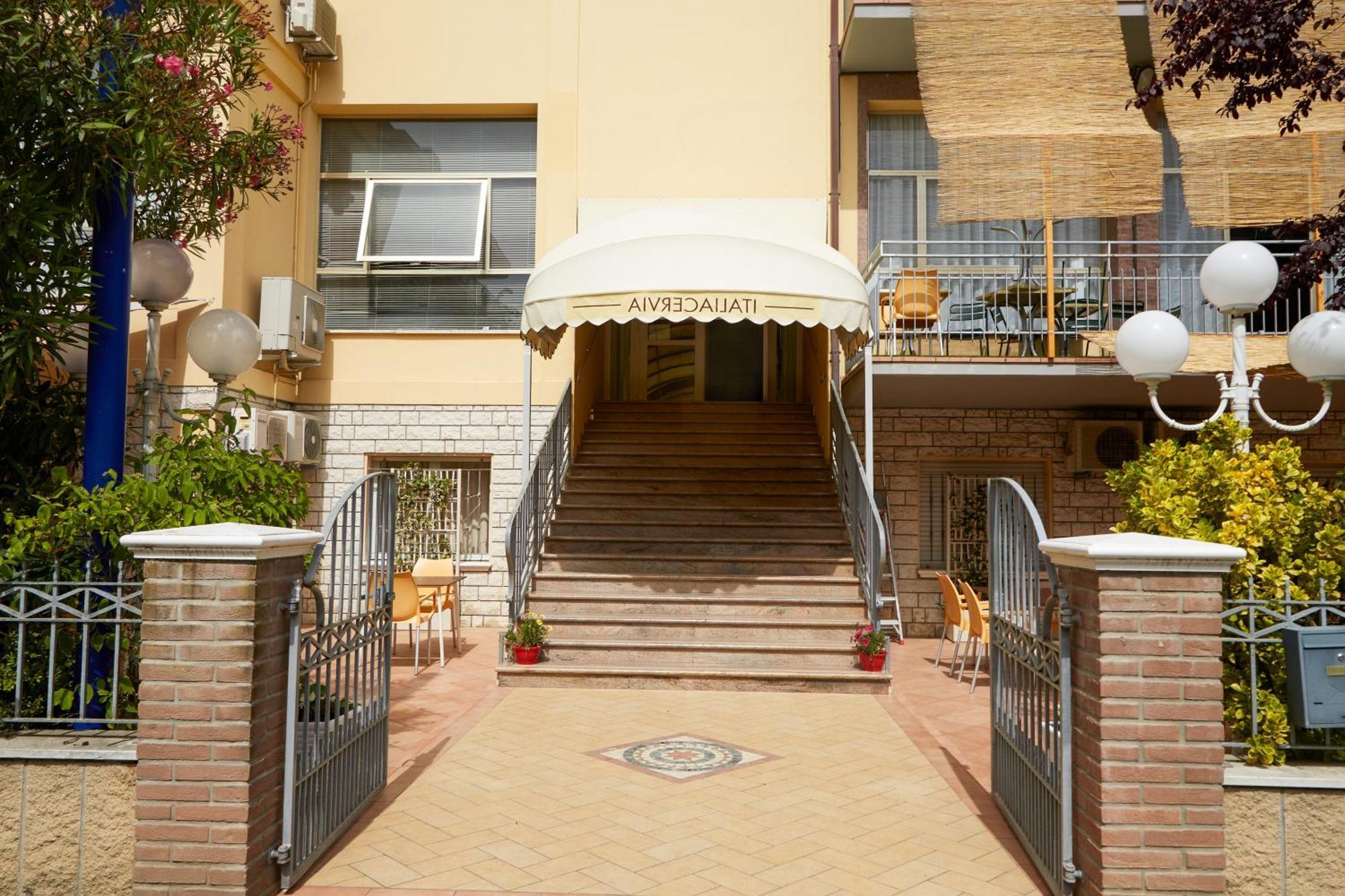 Hotel Italiaチェルヴィア エクステリア 写真
